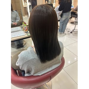 ブラウンカラー