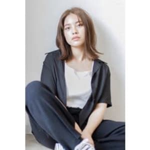 簡単スタイリング×切りっぱなしロブ（白髪染め可）