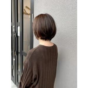 丸みショート×アッシュブラウン（白髪染め可）