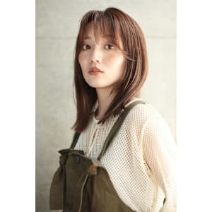 地毛風ストレート　フォギーベージュ　ロブ　代官山　中目黒