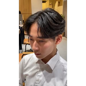 毛流れの綺麗なセンターパート