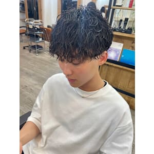 メンズカット爽やか刈り上げマッシュ波巻きパーマ