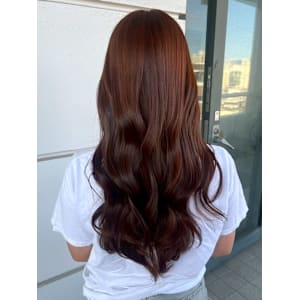 オレンジベージュ 髪質改善カラー 艶髪 20代 巻き髪ロング