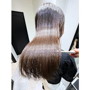 髪質改善ストレート/ミルクチョコレート - 髪質改善トリートメント&ヘッドスパ newi 銀座【ネウィ】【カミシツカイゼントリートメントアンドヘッドスパ ネウィギンザ】掲載中