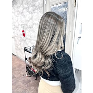 refineスタイル×本厚木 - Refine by Afinar 本厚木店【リファイン バイ アフィナー ホンアツギテン】掲載中