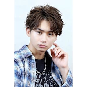 コンマバングショートフェザーマッシュ