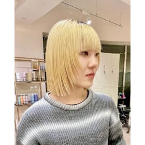 レイヤーボブ×ボブ×切りっぱなし×前髪あり×横浜