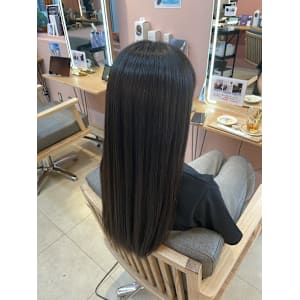 赤み少なめブラウンカラー