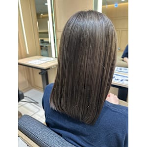 ダブルカラー×ベージュ