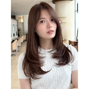 王道アッシュベージュ/大人のワンカールレイヤーカット