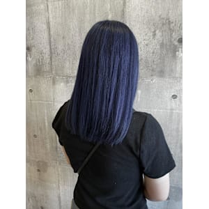 ネイビーブルー