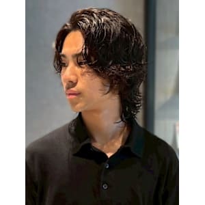 ウルフパーマ ミディアムパーマ センターパート スパイラル