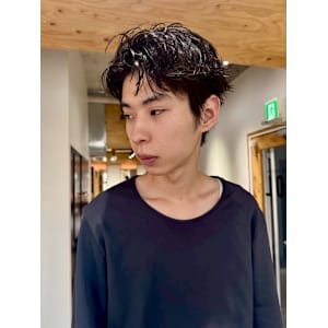 QOL villa mens salon 立川北口×スタイル