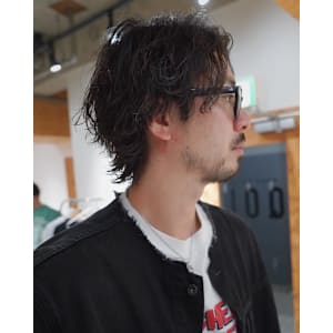 QOL villa mens salon 立川北口×スタイル