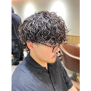 メンズマッシュツイスパ波巻きパーマ
