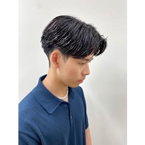 センターパートニュアンスパーマ毛流れセンターパート