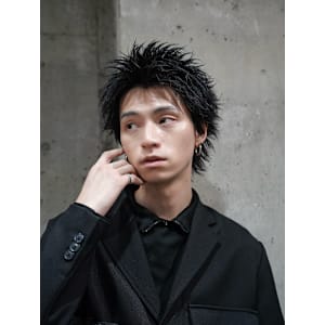 スパイキーショートツイストスパイキーフェザーアップバング