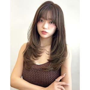 レイヤーカット/ハッシュカット/くすみベージュ/暗めカラー/