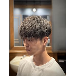 メンズパーマ　ツイストパーマ　ツイストスパイラル - 銀座shino【ギンザ シノ】掲載中