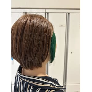 イヤリングカラー