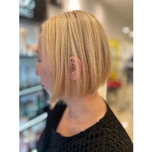 美粧ほそや 反町店×スタイル