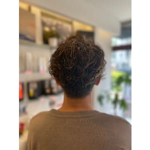 美粧ほそや 反町店×スタイル