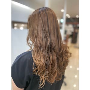 美粧ほそや 反町店×スタイル