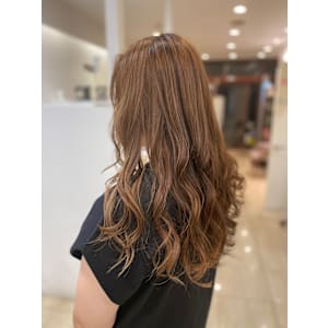 美粧ほそや 反町店×スタイル