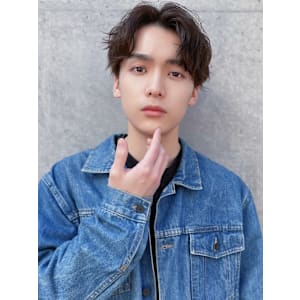 センターパートショート/波巻きツイストスパイラルパーマ