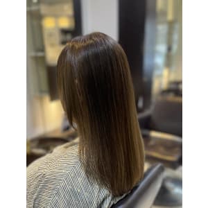 ツヤツヤの縮毛矯正