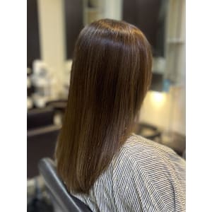 ツヤツヤの縮毛矯正