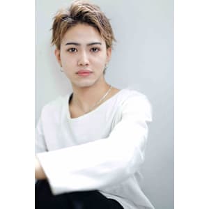 アップバング×メンズショートスタイル - F.hair & relaxation【エフヘアーアンドリラクゼーション】掲載中