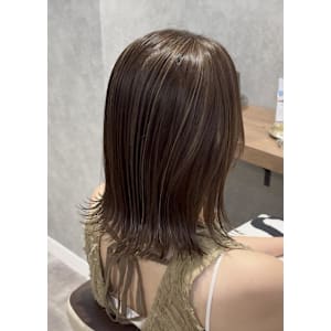 ナチュラル可愛い細めハイライト