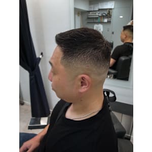 バーバークルーカットミドルスキンフェード/渋谷