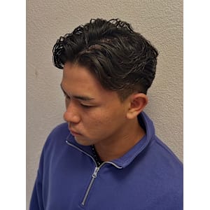 カルマパーマ - ヒロ銀座バーバーショップ難波店【ヒロギンザバーバーショップナンバテン】掲載中