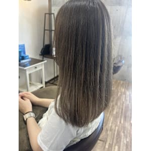 セミロング／ラテブラウン