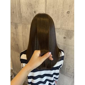 くすませベージュカラー