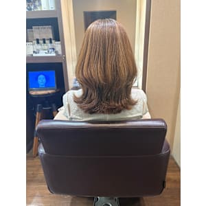 髪質改善でツヤ感レイヤースタイル！