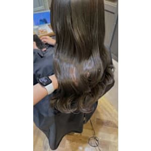 明るめカラー　オリーブベージュ　ブリーチなし