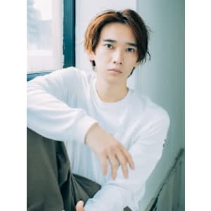 センターパート×ナチュラルパーマ