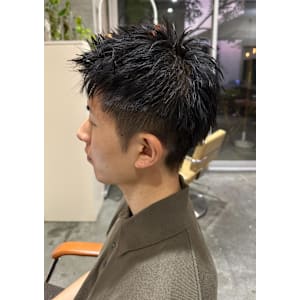 刈り上げアップバング