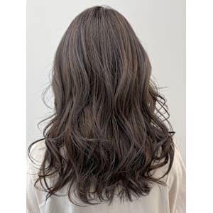 髪質改善/イルミナカラー／アディクシーカラー/ホワイトグレー - amble luxe 池袋【アンブル リュクス】【アンブルリュクスイケブクロ】掲載中