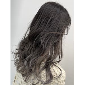 髪質改善/イルミナカラー／アディクシーカラー/ホワイトグレー - amble luxe 池袋【アンブル リュクス】【アンブルリュクスイケブクロ】掲載中