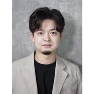 ナチュラルフェザーパーマスタイル