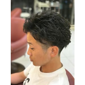 好印象メンズパーマ波巻きツイスパセンターパートナチュラル