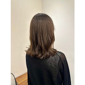 池袋 髪質改善 イルミナカラー くびれヘア ミディアム♪
