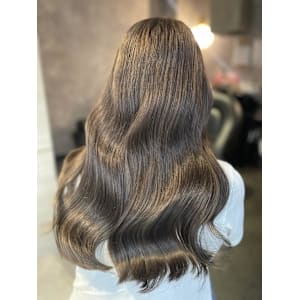 《三宅悠斗》ミルクティーグレージュ/大宮/ブリーチ