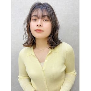 ゆる巻きミディアム*顔周りカット*前髪カット*髪質改善