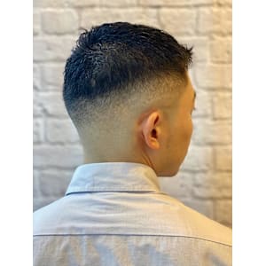 ビジネスフェード - 銀座マツナガ 新宿野村ビル店【ギンザマツナガ シンジュクノムラビルテン】掲載中