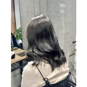 オリーブカラー×tokioトリ－トメント